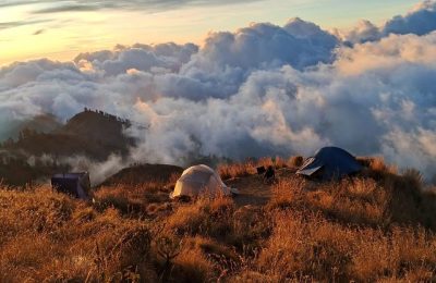 Rinjani summit Trekking 3 Days 2 Nights Package